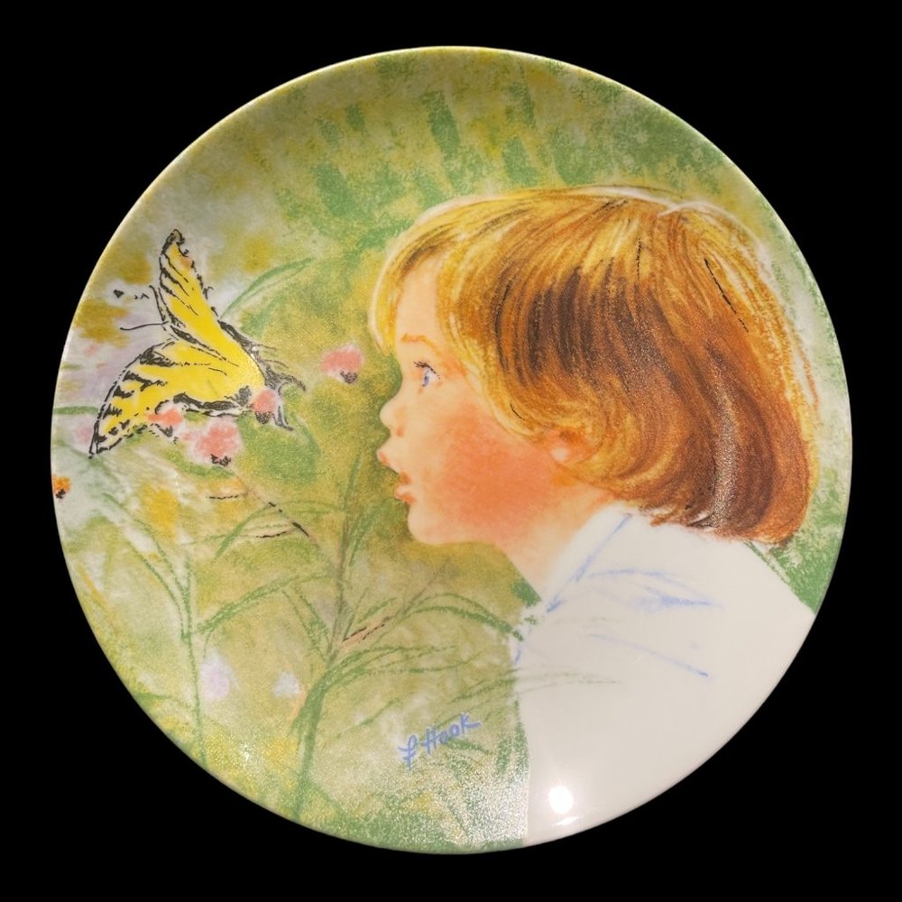 Vintage Frances Hook Collector Plate "Wonderment" Knowles China Plate 1986